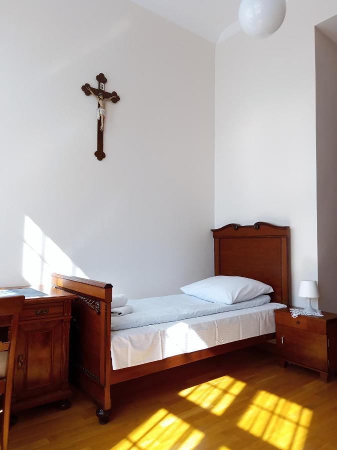 Dom Notre Dame Bed & Breakfast Wrocław Eksteriør bilde